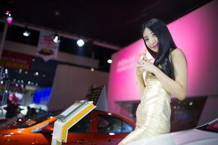 美嘉欣新车爆料视频播放,揭秘视频中的惊艳瞬间与亮点解析